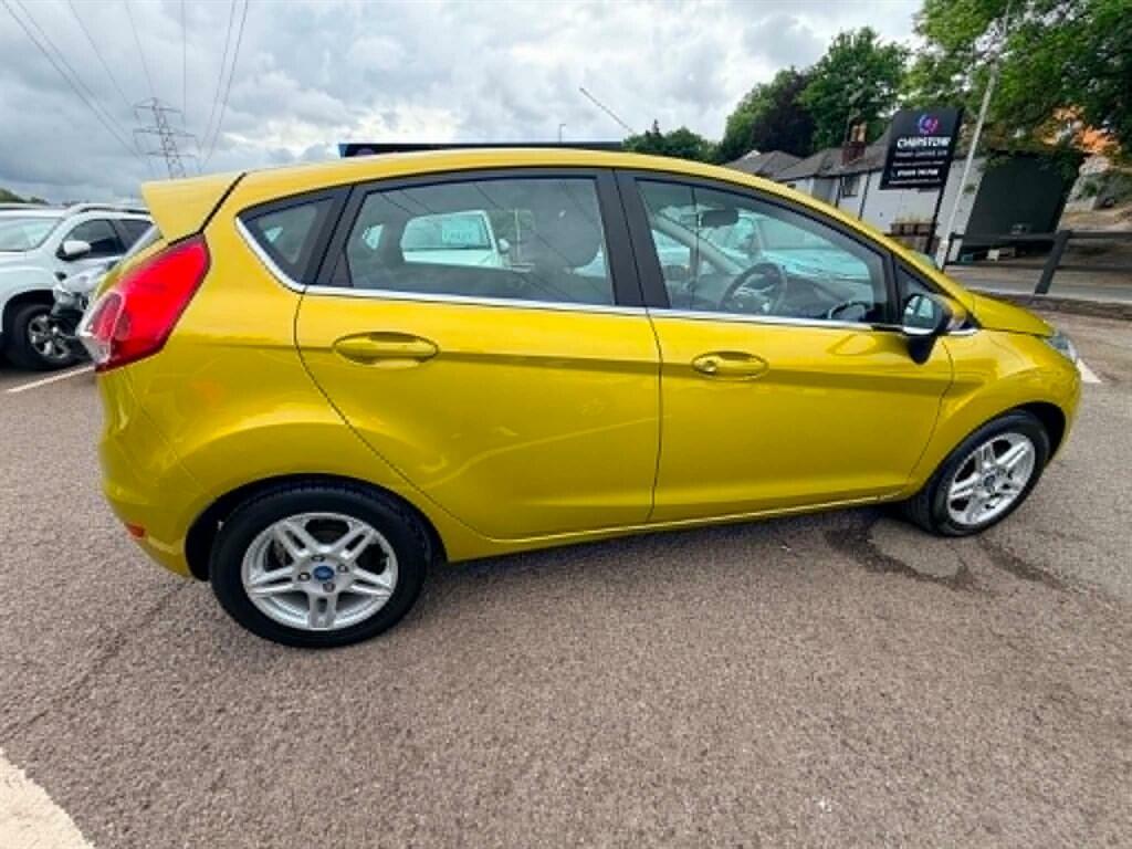 Ford Fiesta 1.5 Tdci Zetec Euro 5 Yellow #2