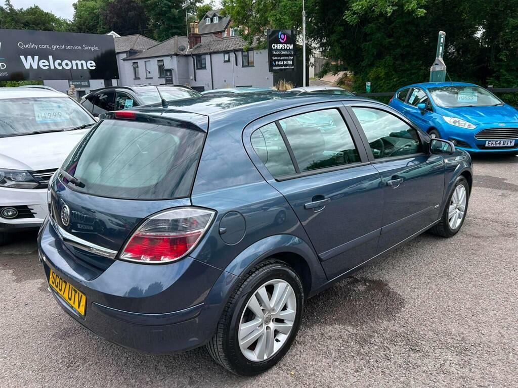 Vauxhall Astra Sxi Blue #2