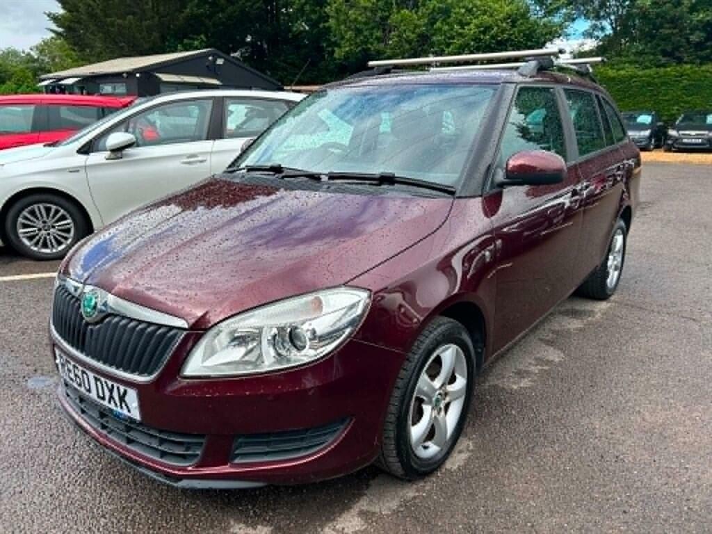 Skoda Fabia 1.6 Tdi Se Euro 5 Red #5