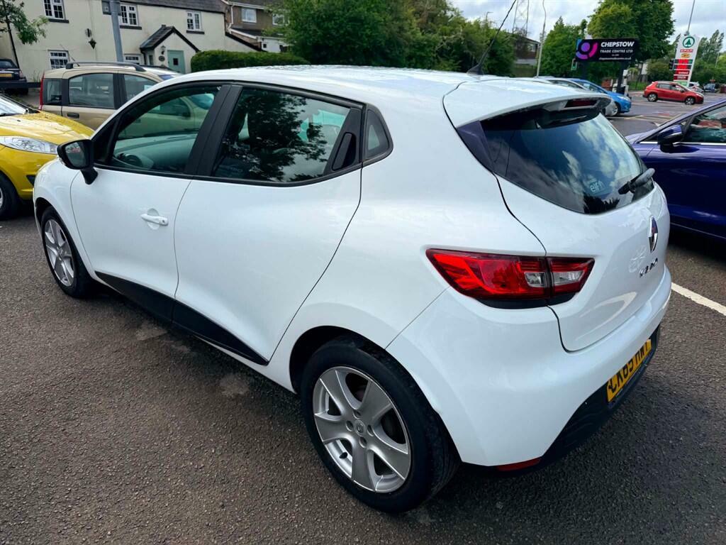 Renault Clio 1.2 16V Play Euro 6 CK65HWY White #4