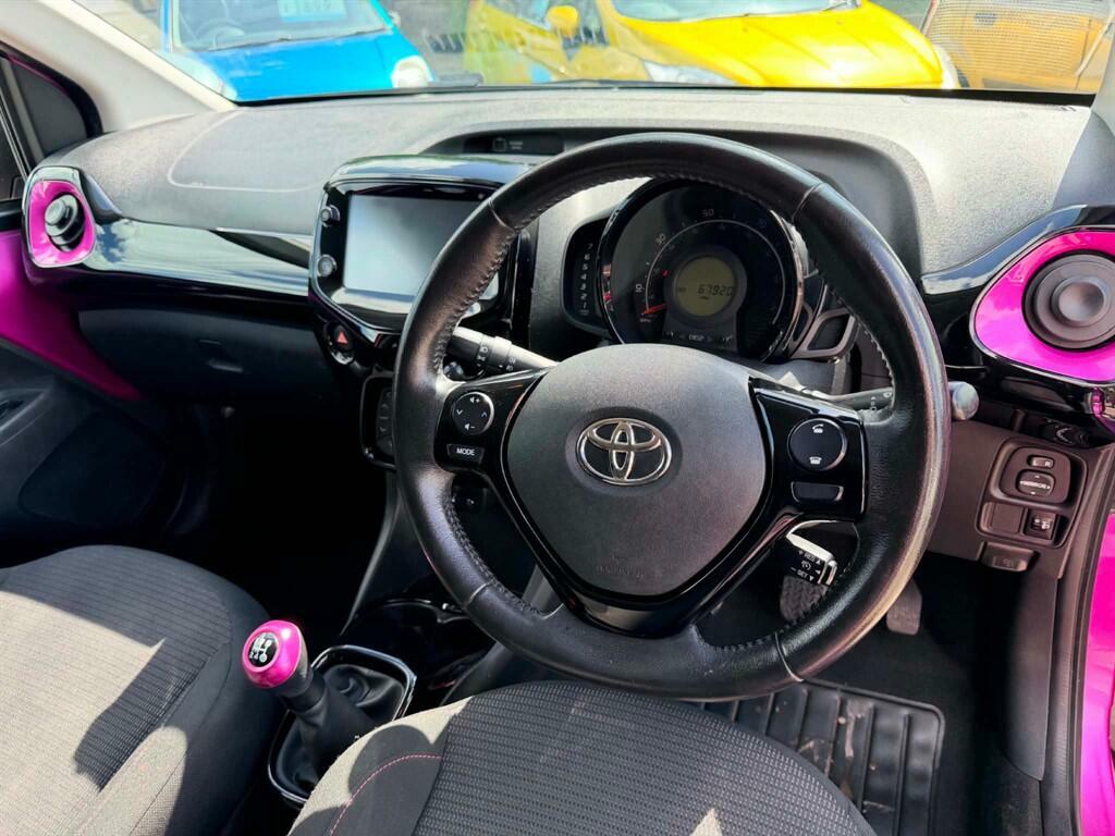 Toyota Aygo 1.0 Vvt-i X-press White #10