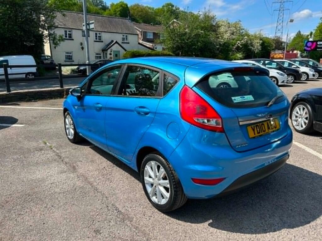 Ford Fiesta Zetec Blue #4