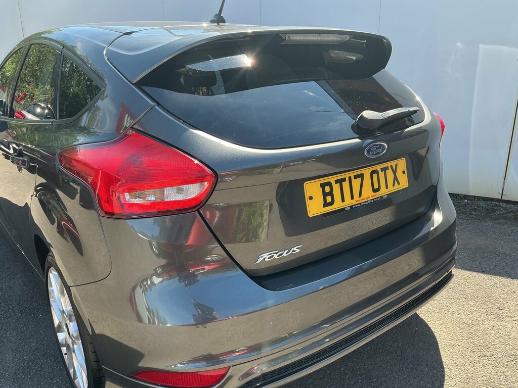 Ford Focus 1.5 Tdci St-line Hatchback Euro BT17OTX Grey #4