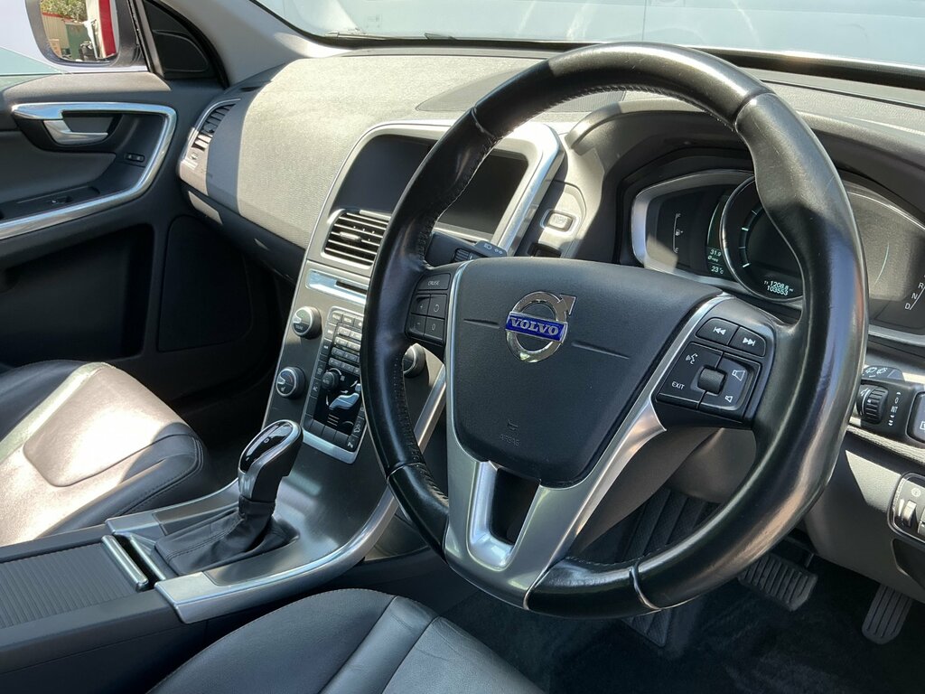 Volvo XC60  Black #8