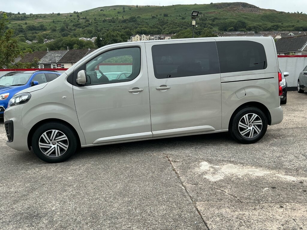 Citroen SpaceTourer Feel M Bluehdi Ss White #8