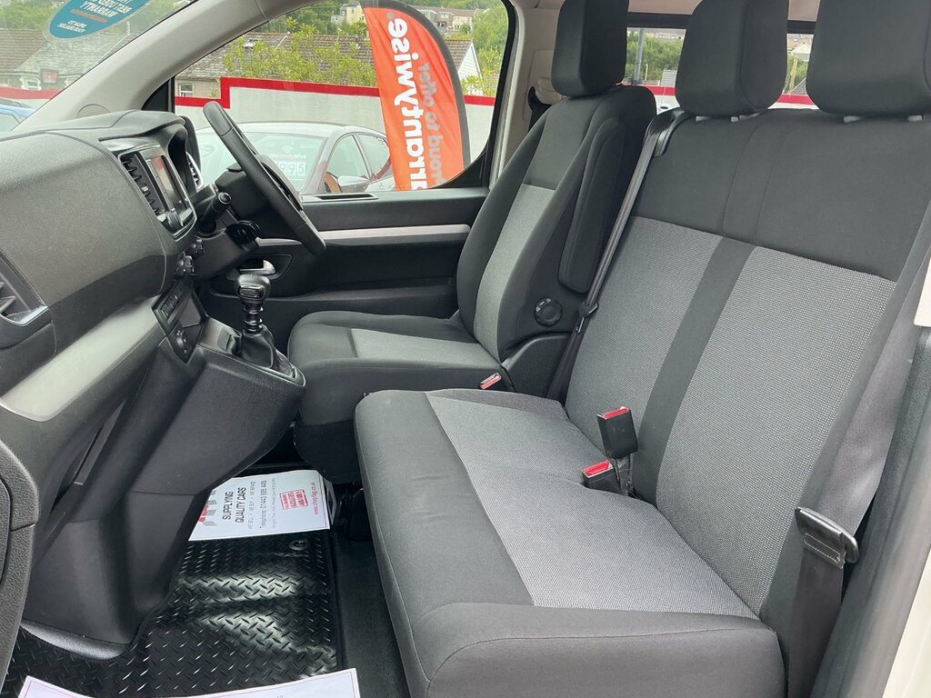 Citroen SpaceTourer Feel M Bluehdi Ss White #11