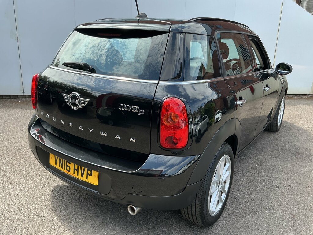 Mini Countryman 1.6 Cooper D Business Edition Suv Manua Black #6