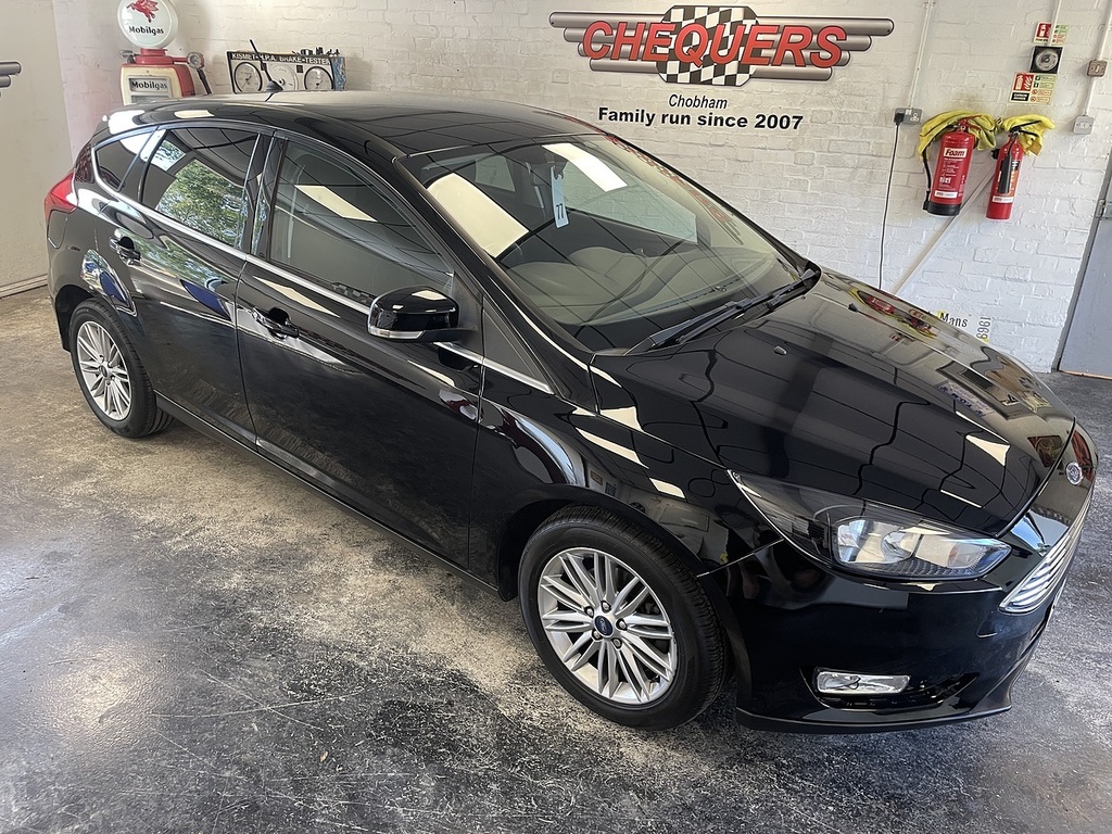Ford Focus T Ecoboost Zetec Edition Black #2