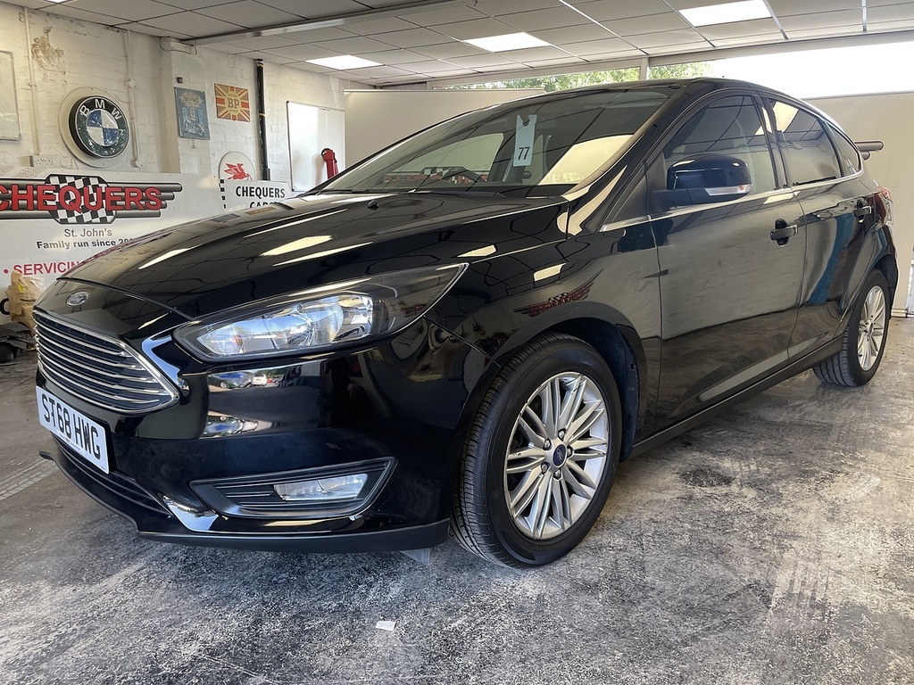 Ford Focus T Ecoboost Zetec Edition Black #6