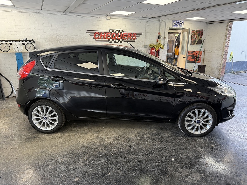 Ford Fiesta T Ecoboost Titanium X Black #5