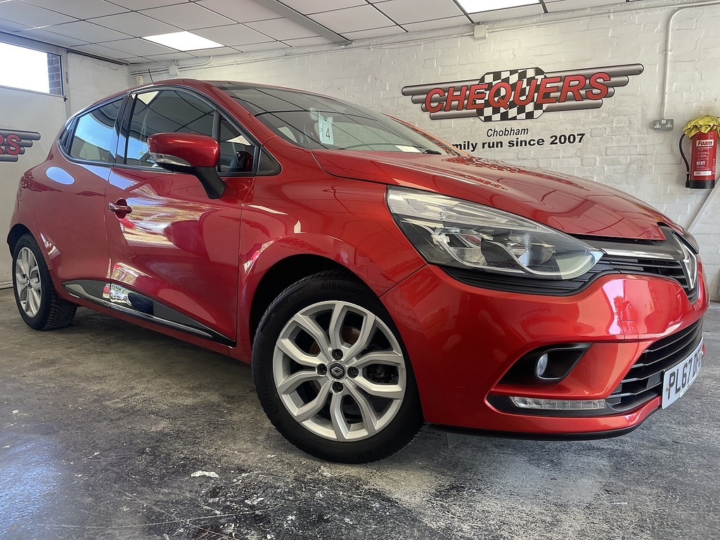 Renault Clio Dynamique Nav Red
