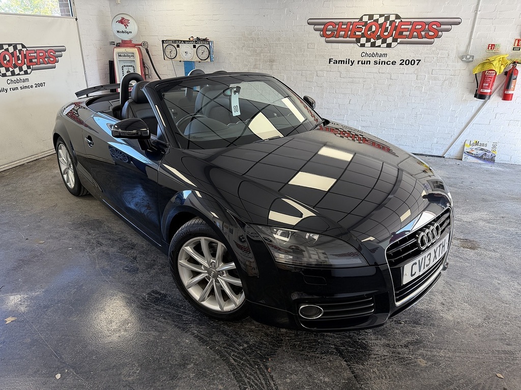 Audi TT Tfsi Sport Black #2