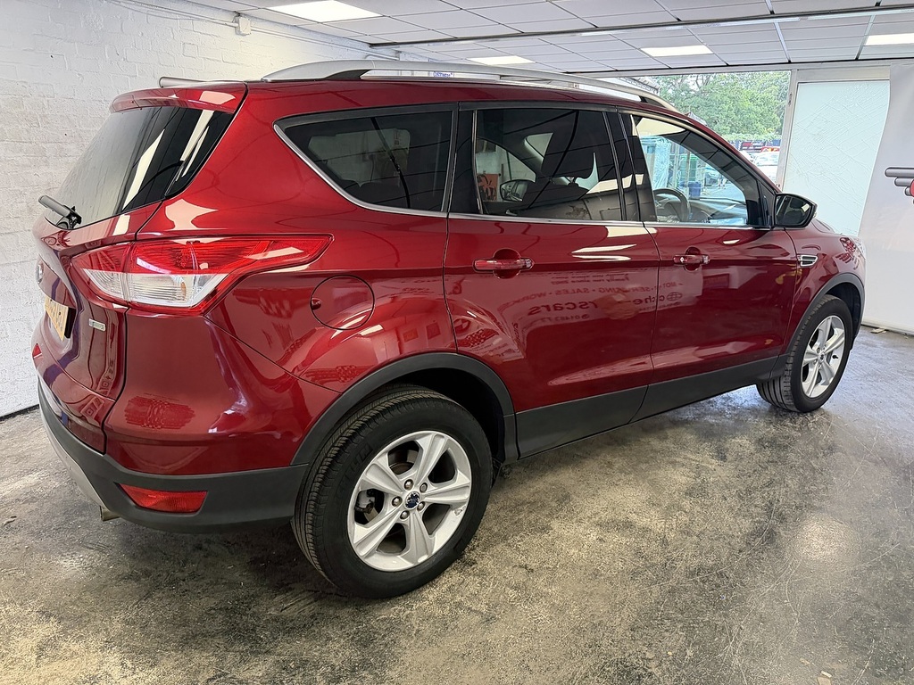 Ford Kuga T Ecoboost Zetec Red #6