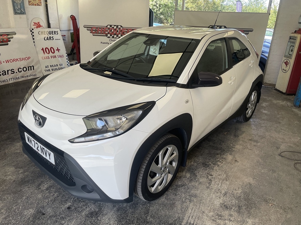 Toyota Aygo X Vvt-i Pure White #5