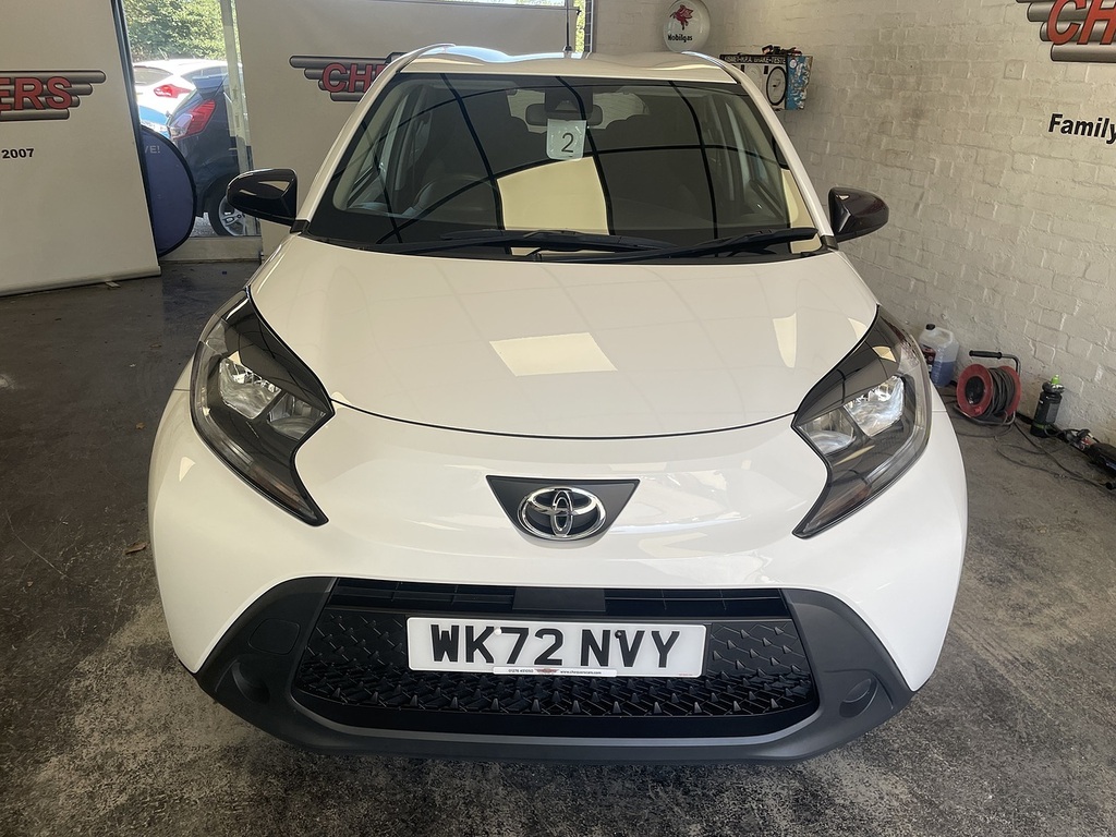 Toyota Aygo X Vvt-i Pure White #4