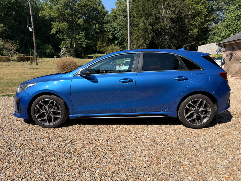 Kia Ceed 1.6 Crdi Mhev Gt-line Hatchback Hybrid #5