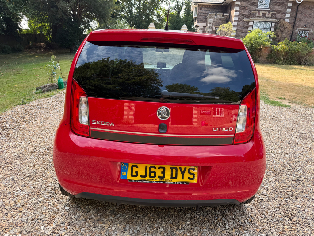 Skoda Citigo Elegance White #8