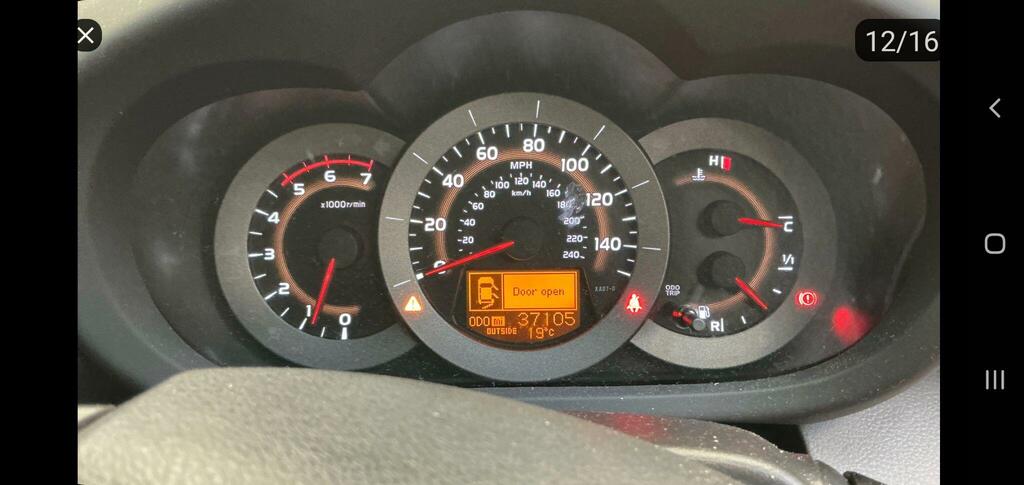 Toyota Rav 4 Xt-r Red #4