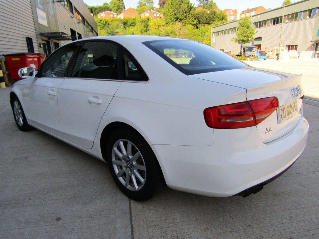Audi A4 2.0 Tdi Se Saloon Lhd White #6
