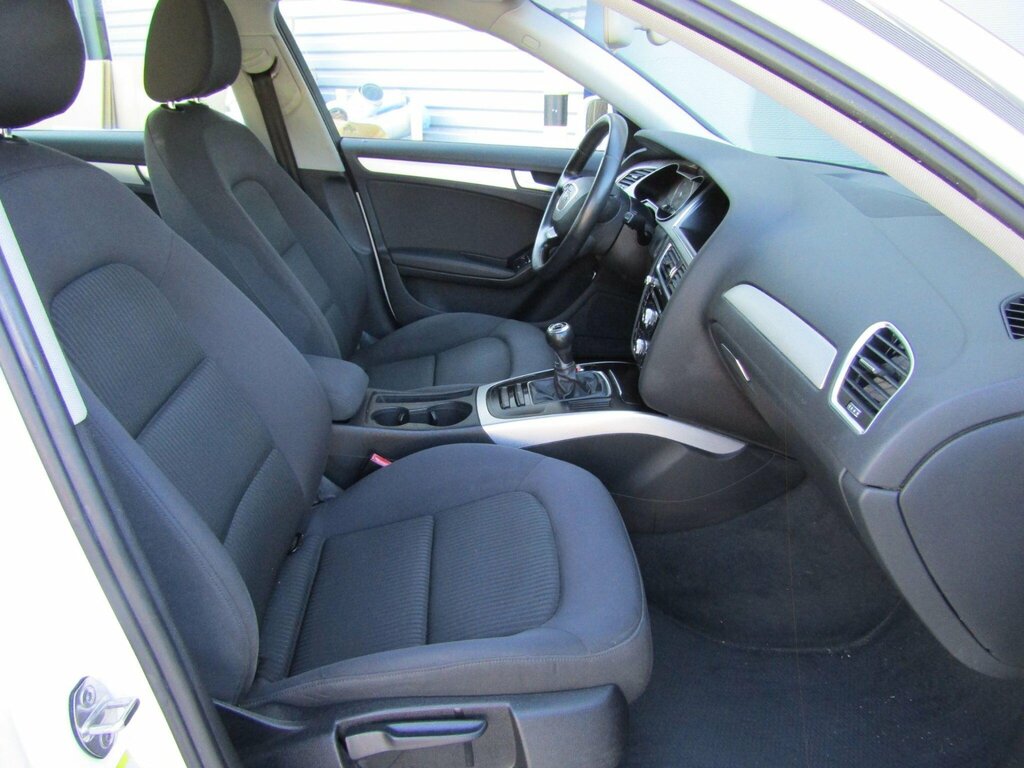 Audi A4 Saloon 2.0 Tfsi Black Edition S Tronic Quattro Eur Red #9