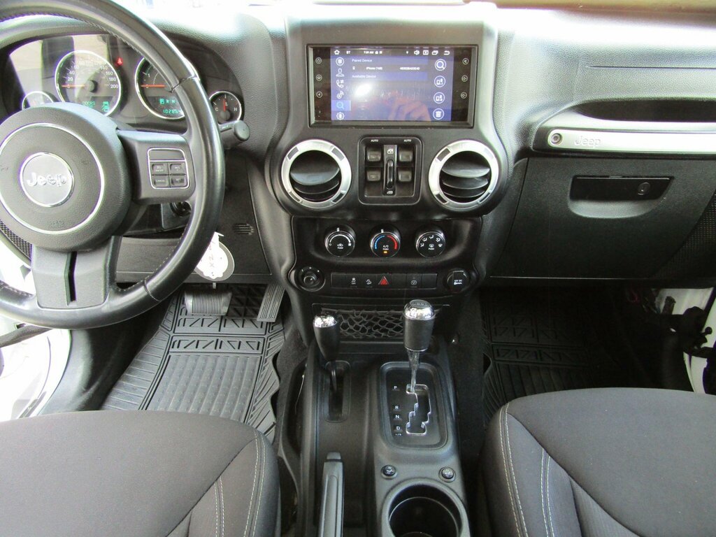 Jeep Wrangler 2.8 Crd Overland 2014 White #22