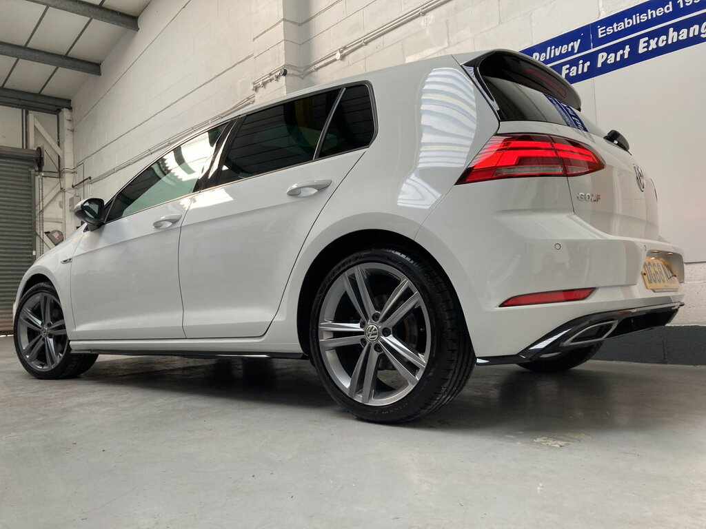 Volkswagen Golf 1.5 Tsi Evo Gpf R-line Hatchback Dsg Eu DG68NXM White #6