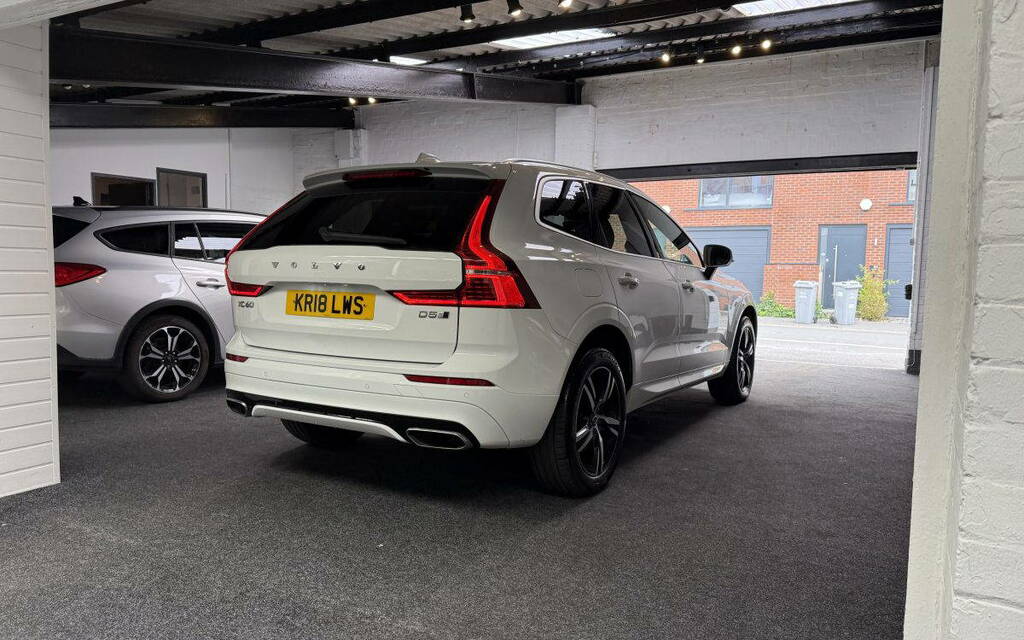 Volvo XC60 2.0 D5 Powerpulse R-design Awd Euro 6 S S White #3