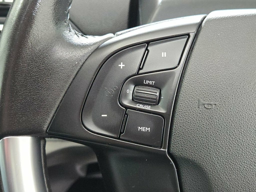 Citroen Grand C4 Picasso Mpv Black #38