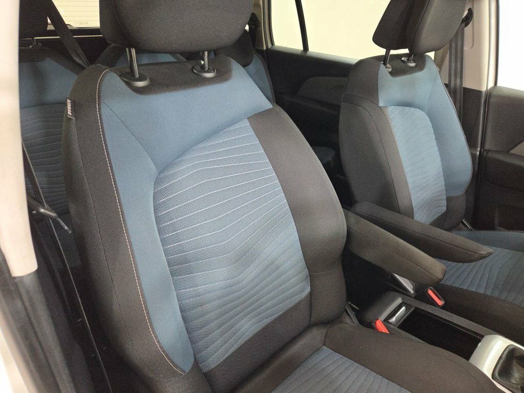 Citroen Grand C4 Picasso Mpv Black #18