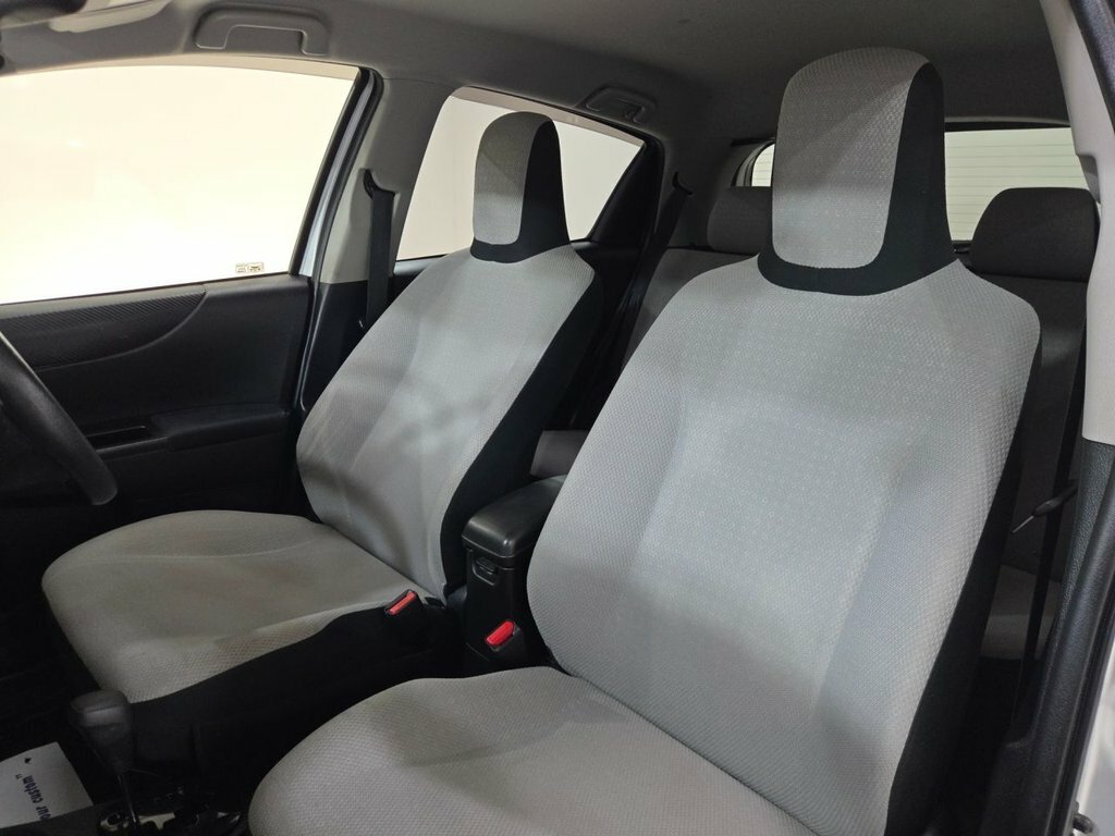 Toyota Vitz 1.3 2dr White #24