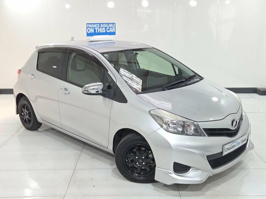 Toyota Vitz Hatchback Silver #3