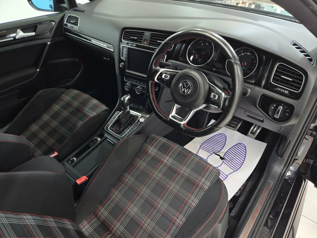 Volkswagen Golf 2.0 Tdi Bluemotion Tech Gt Hatchback Ma White #24