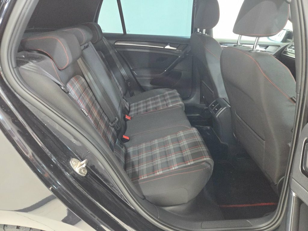 Volkswagen Golf 2.0 Tdi Bluemotion Tech Gt Hatchback Ma White #30