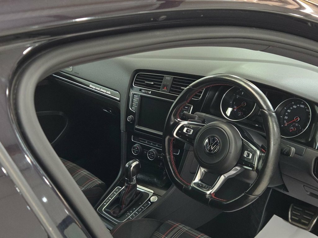Volkswagen Golf 2.0 Tdi Bluemotion Tech Gt Hatchback Ma White #23