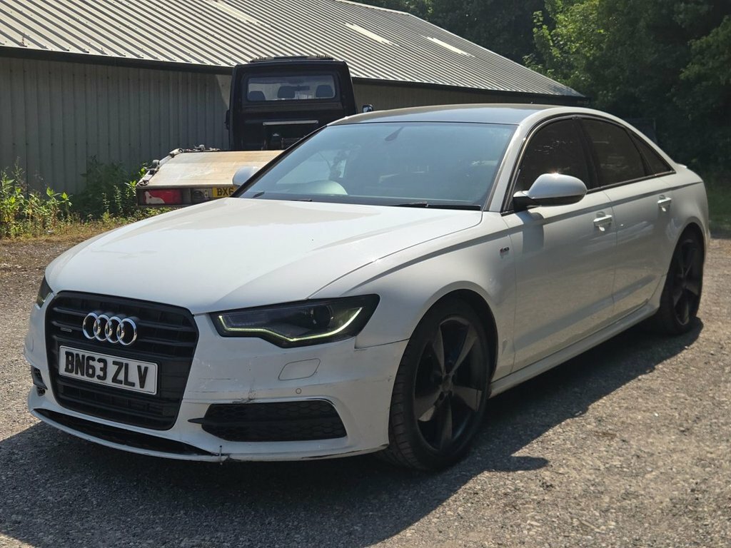 Audi A6 Saloon 2L Black Edition White #5