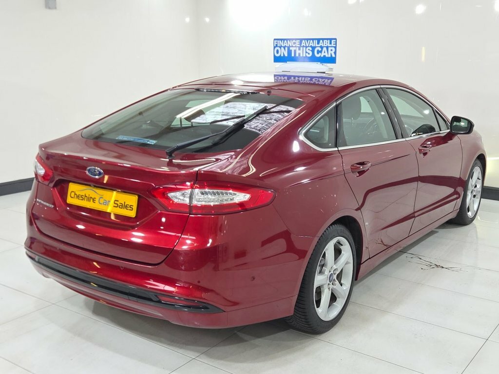 Ford Mondeo Hatchback Blue #9
