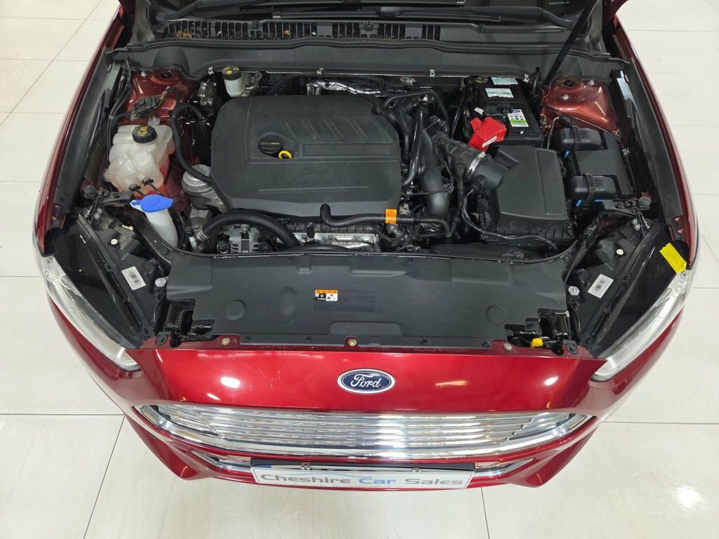 Ford Mondeo Hatchback Blue #14