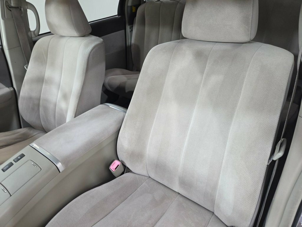 Toyota Estima 2.4 Black #21