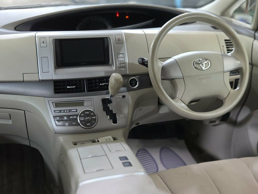 Toyota Estima 2.4 Black #16