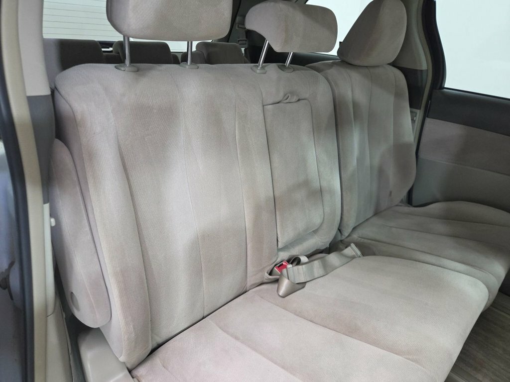 Toyota Estima 2.4 Black #24