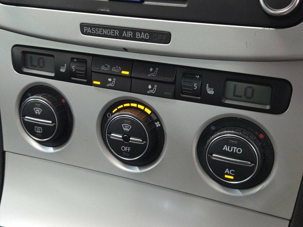 Volkswagen Passat Highline Tdi Black #30