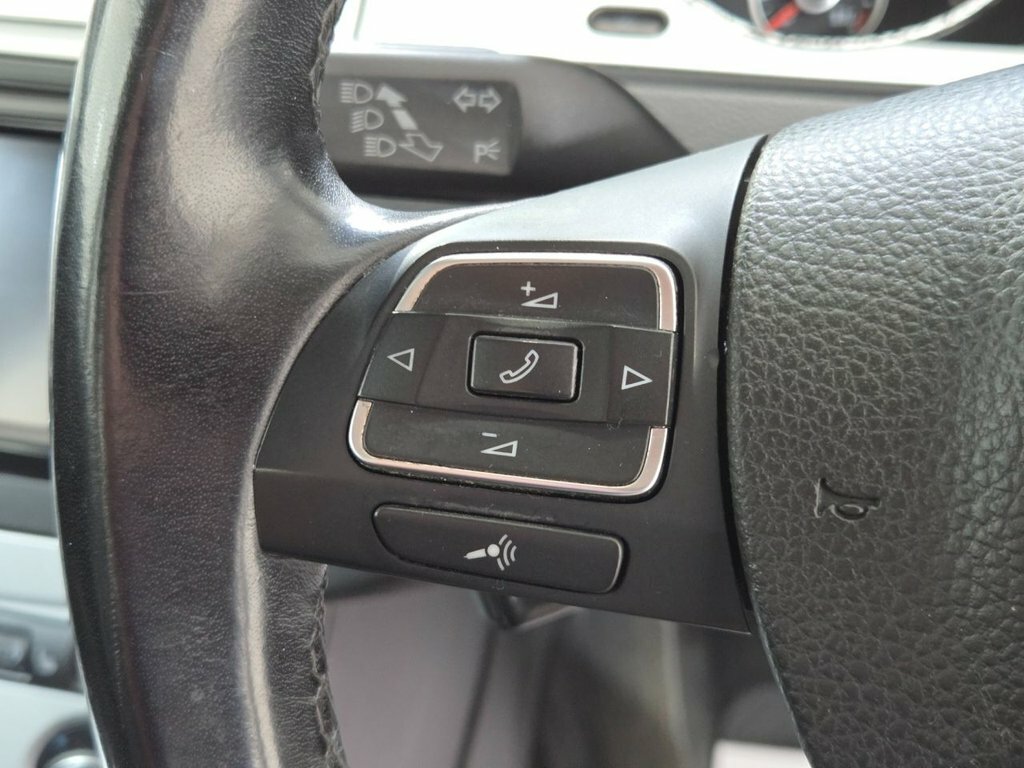 Volkswagen Passat Highline Tdi Black #40