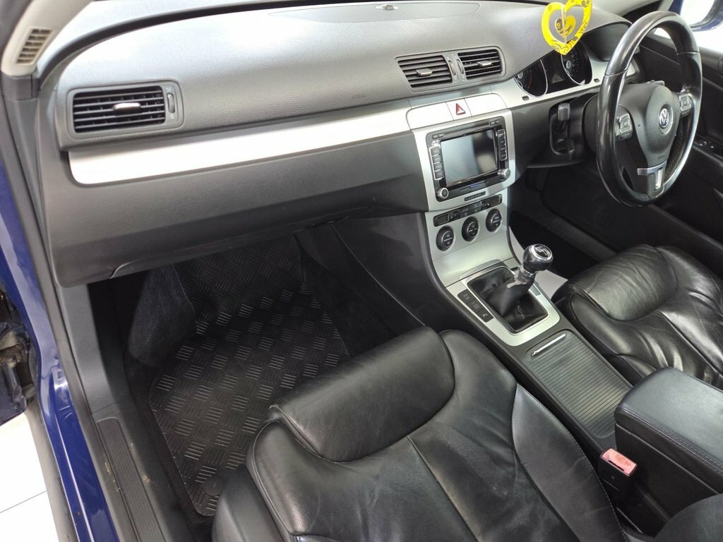 Volkswagen Passat Highline Tdi Black #19