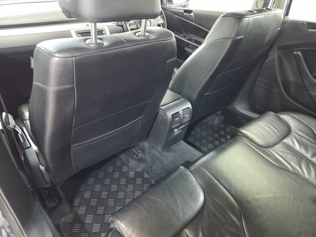 Volkswagen Passat Highline Tdi Black #27
