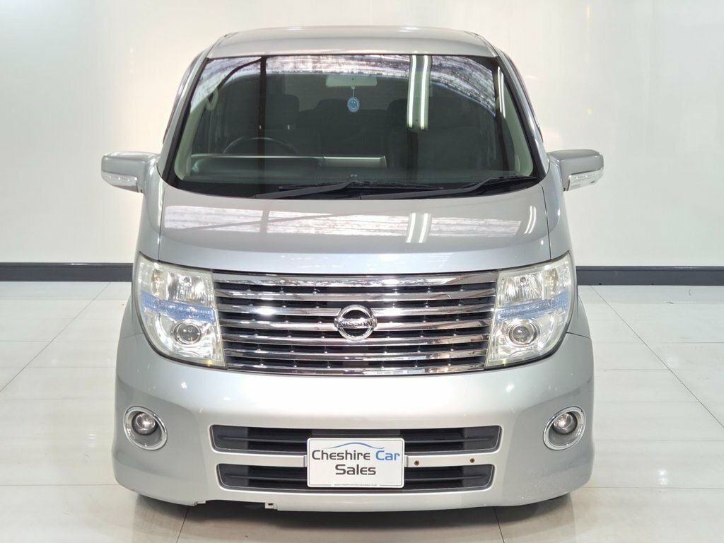 Nissan Elgrand Mpv Silver #5