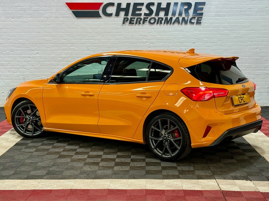 Ford Focus Hatchback 2.0 Ecoblue St - Bno Soundwinter Pa YX69HMY Orange #6