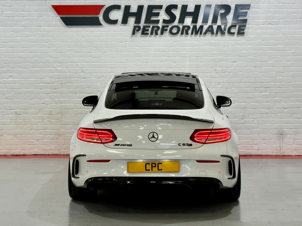 Mercedes-Benz C Class Coupe 4.0 C63 V8 Biturbo Amg - Panroof20smem PL66WRG White #5