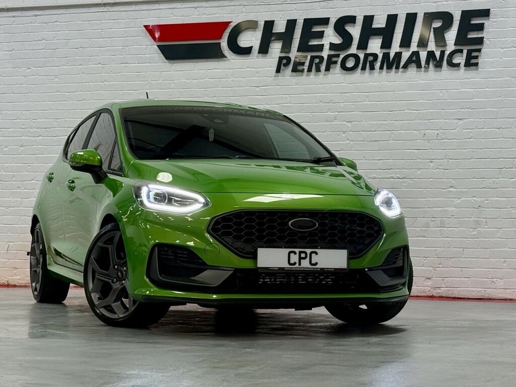 Ford Fiesta Hatchback 1.5 Fiesta St-3 1.5L Ecoboost 200 Green