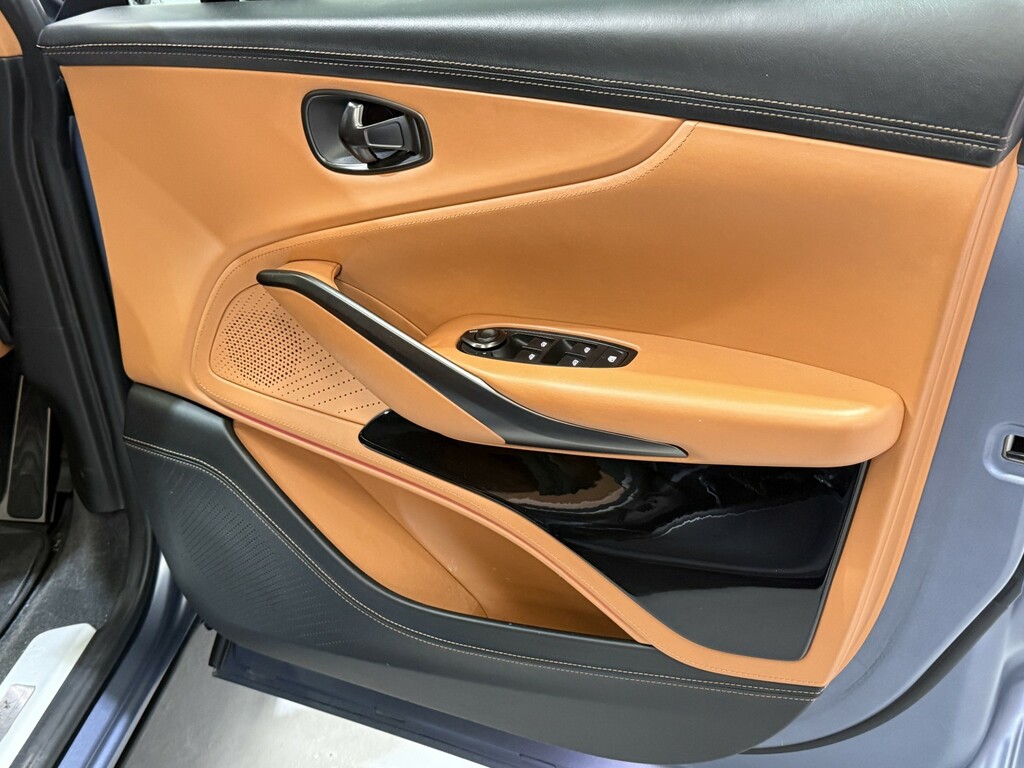 Aston Martin DBX V8 550 Touchtronic 2021 Black #40