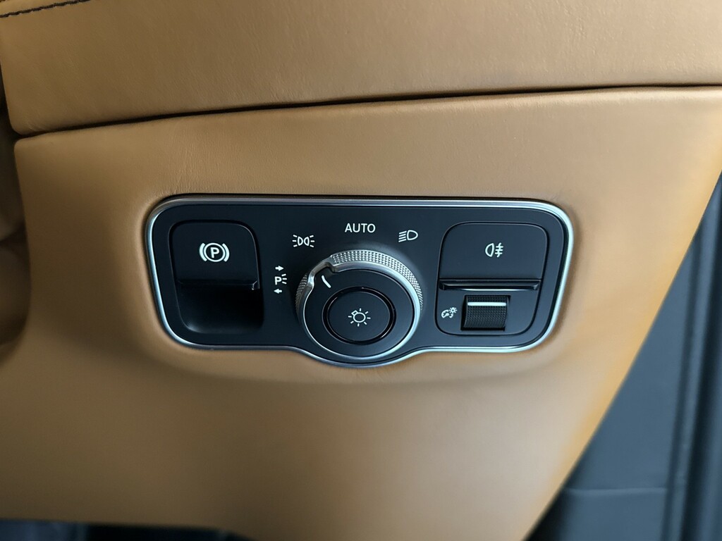 Aston Martin DBX V8 550 Touchtronic 2021 Black #51
